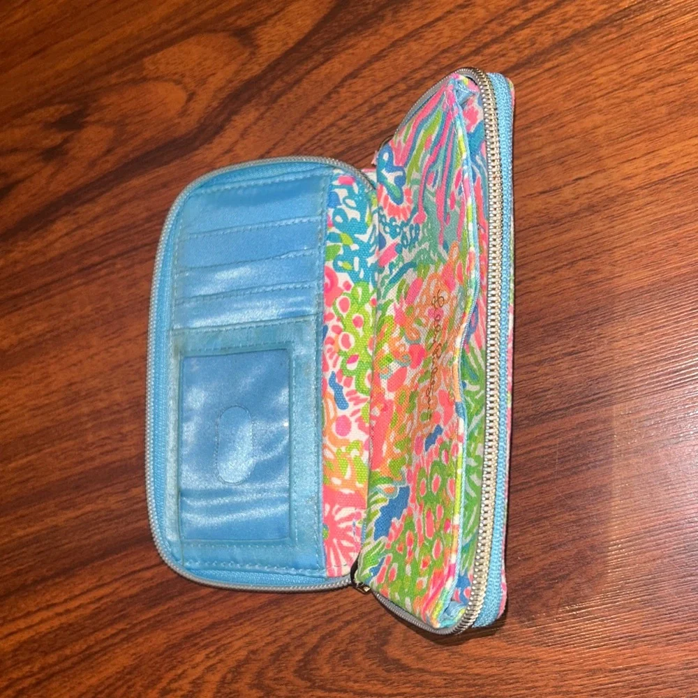 Lilly Pulitzer Multicolor Tropical Floral Zip Phone Wallet